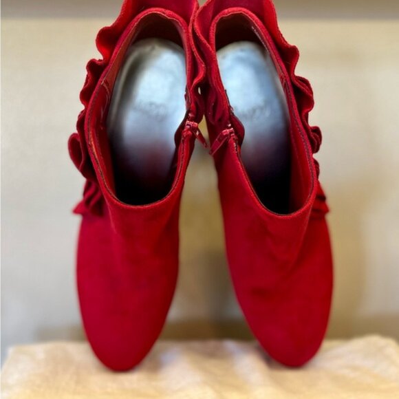 Impo Red Ruffled Heels - Picture 7 of 9